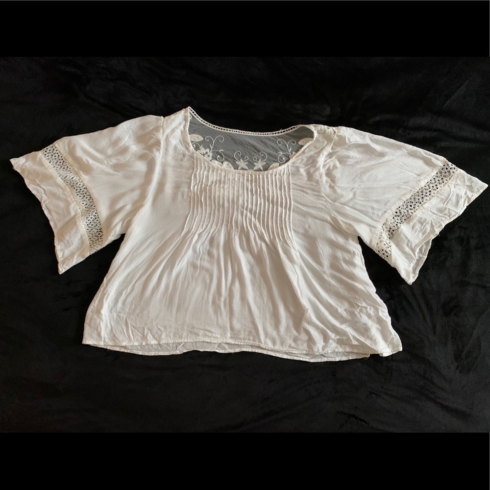 Women’s Lace Blouse